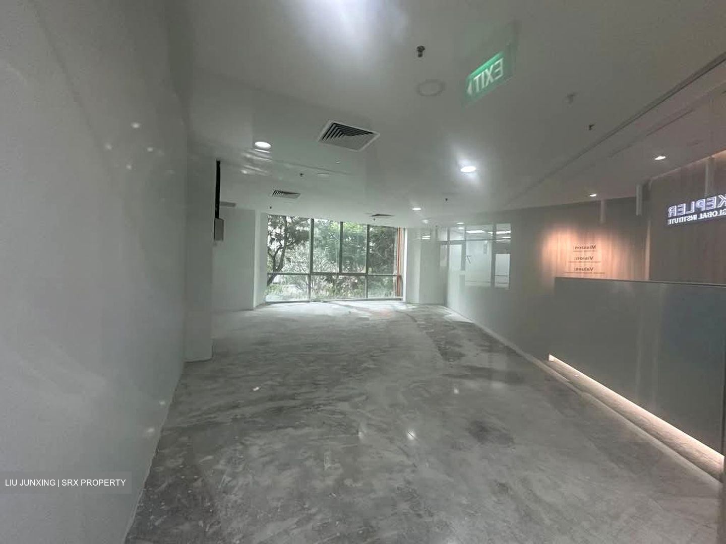Singapore Shopping Centre (D9), Retail #563946951